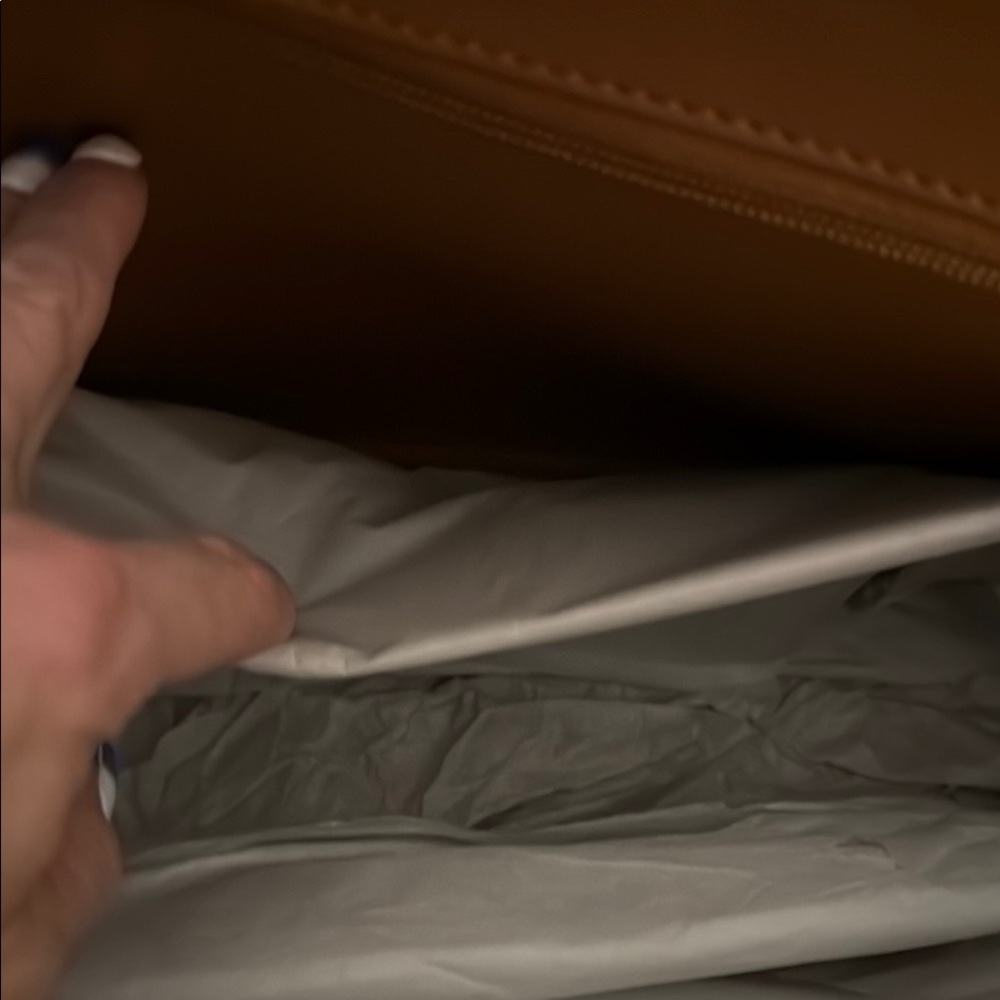 3 Michael Kors Brown and Cream bags - Picture 14 of 15